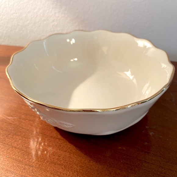 Lenox Rose Blossom Bowl - Picture 5 of 8